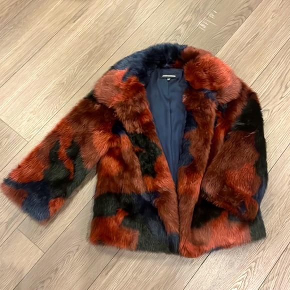Faux fur jacket - Picture 1 of 2